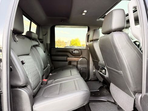 Used 2020 GMC Sierra 3500 Denali w/ Denali Ultimate Package AWD/4WD image 28