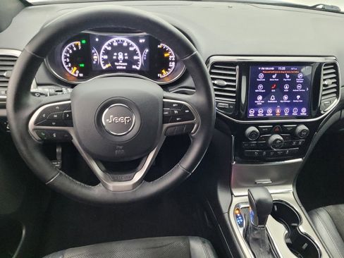 Used 2019 Jeep Grand Cherokee Altitude image 22