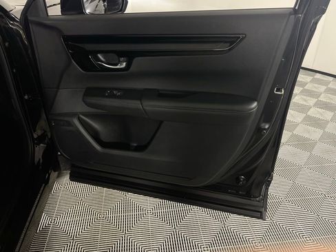 Used 2025 Honda CR-V EX-L image 31