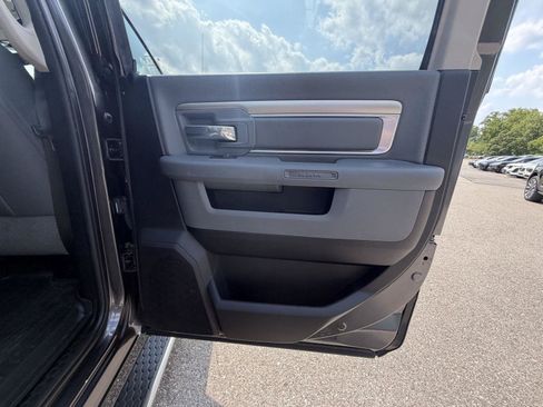 Used 2018 RAM 1500 Big Horn AWD/4WD image 30