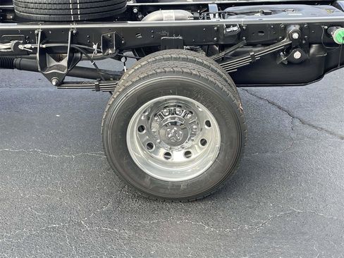 New 2026 RAM 5500 Tradesman w/ Chrome Appearance Group image 35