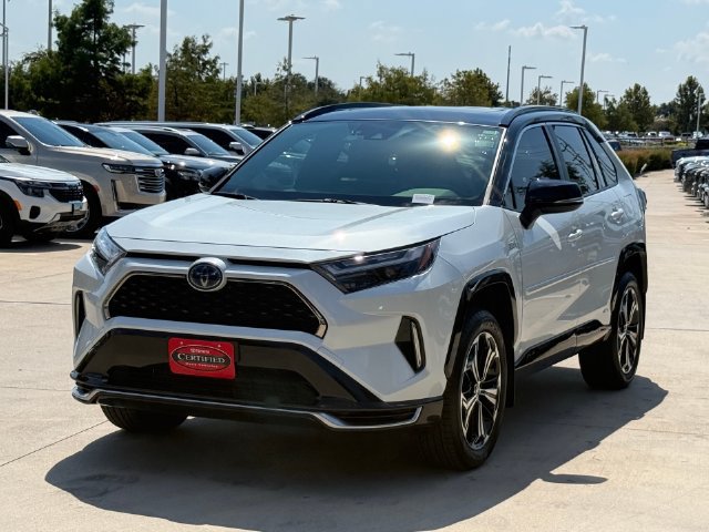 Used 2024 Toyota RAV4 XSE AWD/4WD image 11