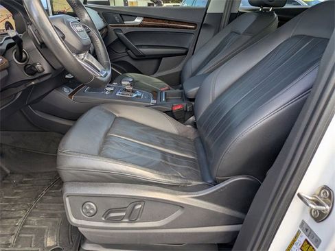 Used 2018 Audi Q5 2.0T Premium image 11