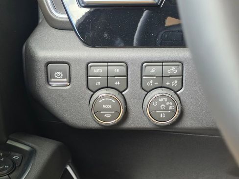 New 2026 Chevrolet Silverado 2500 LT w/ Trail Boss Package AWD/4WD image 26