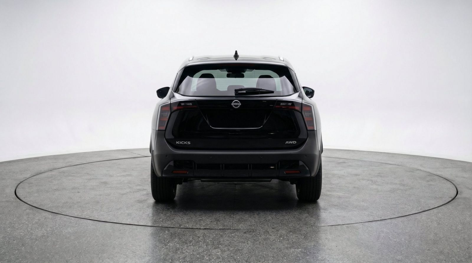 Used 2026 Nissan Kicks SR FWD image 7