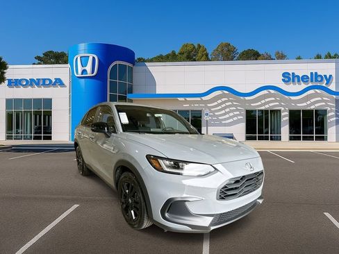 New 2026 Honda HR-V Sport image 2