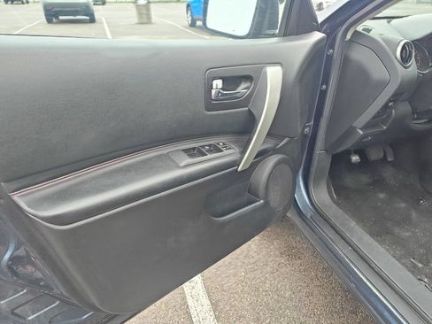 Used 2013 Nissan Rogue SL AWD/4WD image 7