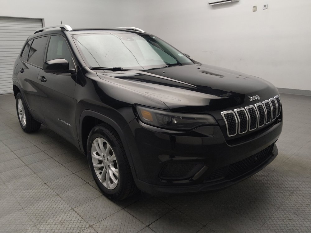 Used 2021 Jeep Cherokee Latitude w/ Mopar Interior Package FWD image 13