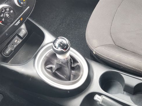 Used 2019 Kia Soul image 20