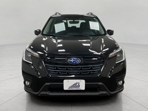 Used 2024 Subaru Forester Premium AWD/4WD image 10
