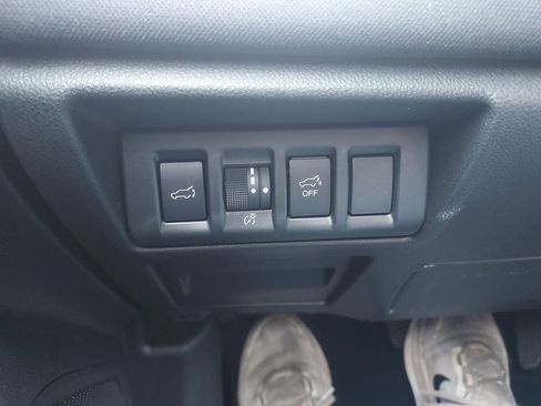 Used 2025 Subaru Outback Premium AWD/4WD image 21