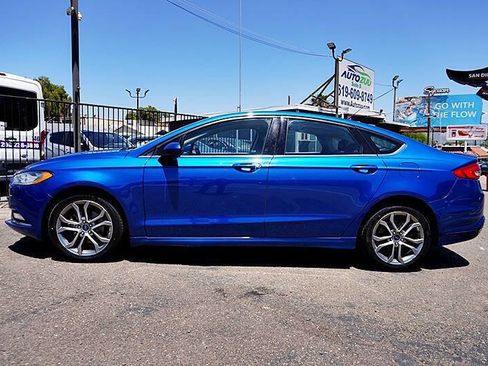 Used 2017 Ford Fusion SE w/ Equipment Group 201A AWD/4WD image 7