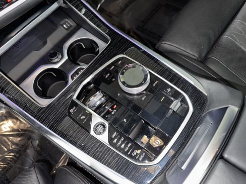 Certified 2024 BMW X7 M60i w/ Executive Package image 29