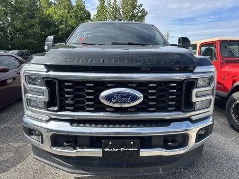 Used 2025 Ford F350 Lariat AWD/4WD image 2