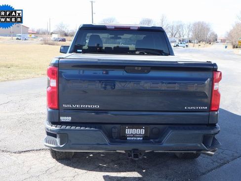 Used 2020 Chevrolet Silverado 1500 Custom w/ Custom Value Package image 15