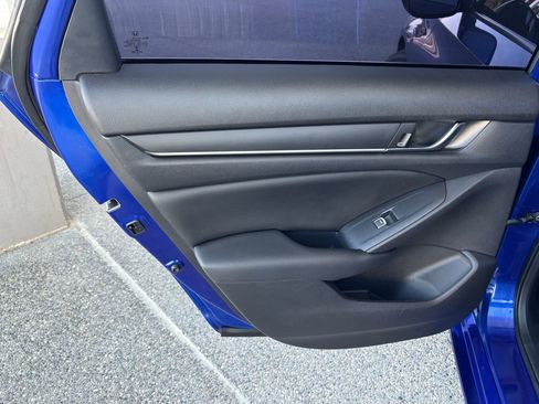 Used 2022 Honda Accord Sport image 26