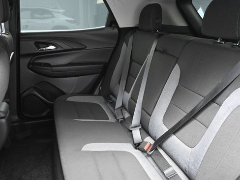 New 2025 Chevrolet TrailBlazer LT w/ Convenience Package FWD image 34