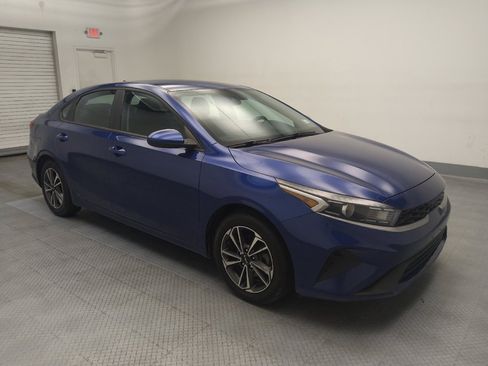 Used 2022 Kia Forte LXS FWD image 11