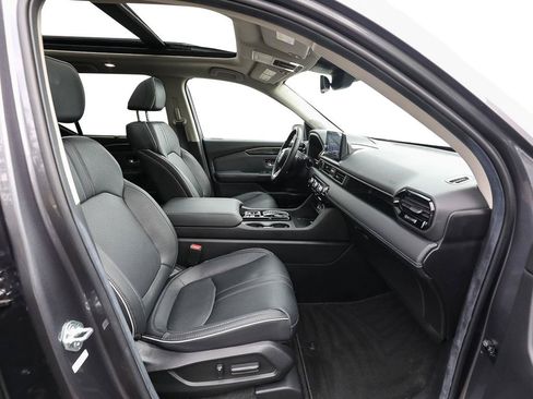 Used 2025 Honda Pilot Elite image 23