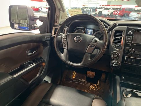 Used 2016 Nissan Titan Platinum Reserve image 15