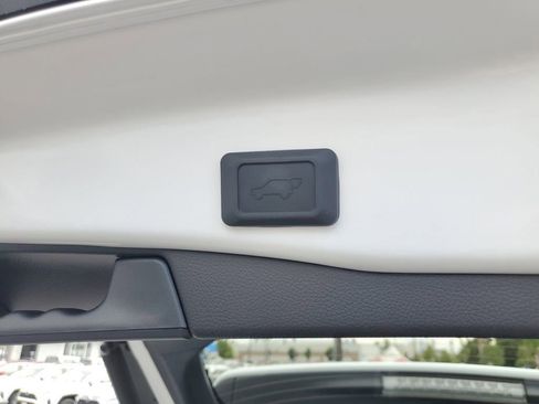 New 2025 Toyota RAV4 XLE Premium image 32