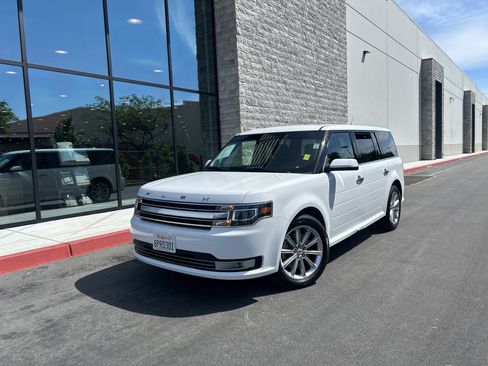 Used 2019 Ford Flex Limited FWD image 1