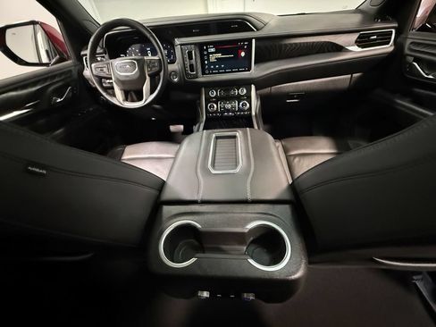 Used 2023 GMC Yukon Denali AWD/4WD image 72