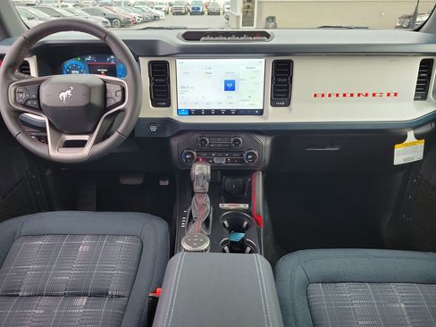 New 2025 Ford Bronco Heritage Edition image 11