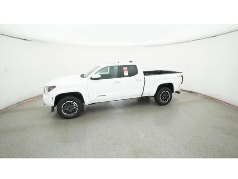 New 2025 Toyota Tacoma TRD Sport image 2