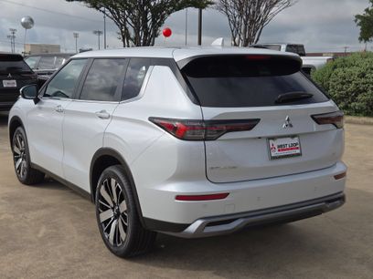 New 2026 Mitsubishi Outlander SE