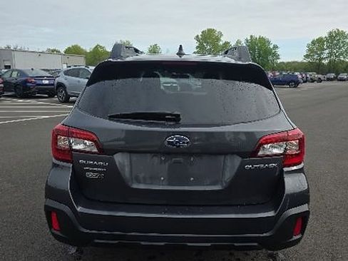 Used 2018 Subaru Outback 2.5i Premium AWD/4WD image 5