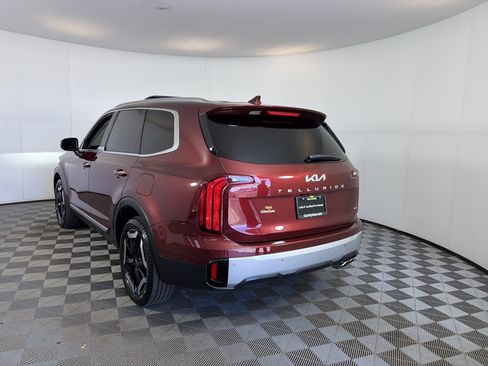 Certified 2023 Kia Telluride S w/ S Sunroof Package image 9