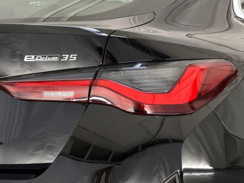 Used 2023 BMW i4 eDrive35 RWD image 13
