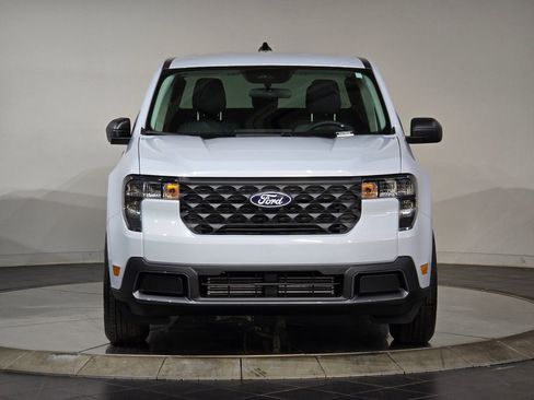 New 2025 Ford Maverick XLT image 8