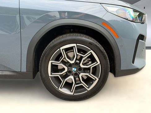 Certified 2025 BMW X2 xDrive28i AWD/4WD image 11