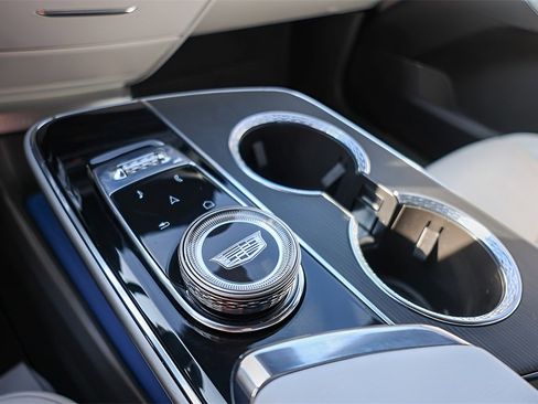 Used 2024 Cadillac Lyriq Sport image 22