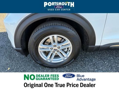 Used 2022 Ford Explorer XLT w/ Equipment Group 202A image 31