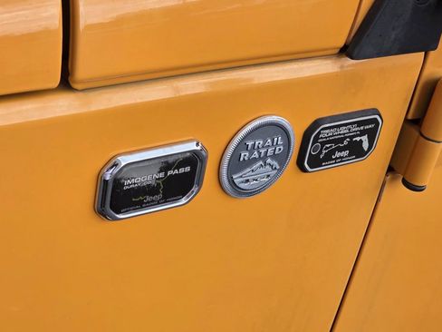 Used 2012 Jeep Wrangler Unlimited Sport w/ Connectivity Group AWD/4WD image 23