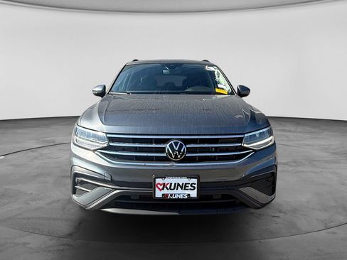 Used 2024 Volkswagen Tiguan S AWD/4WD image 3