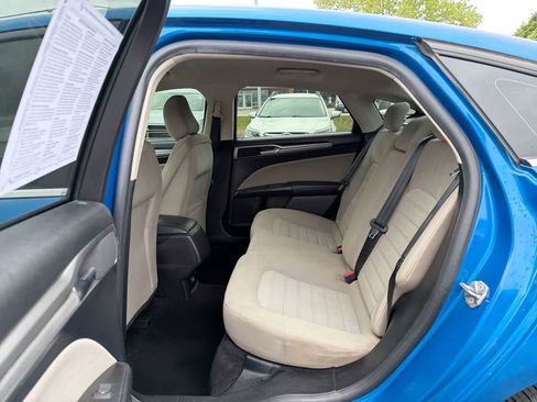 Used 2020 Ford Fusion S FWD image 24