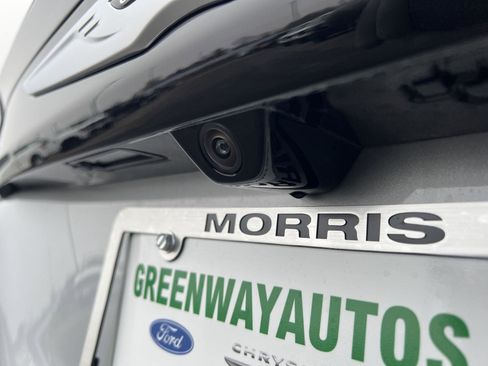 New 2026 Chrysler Voyager LX image 6