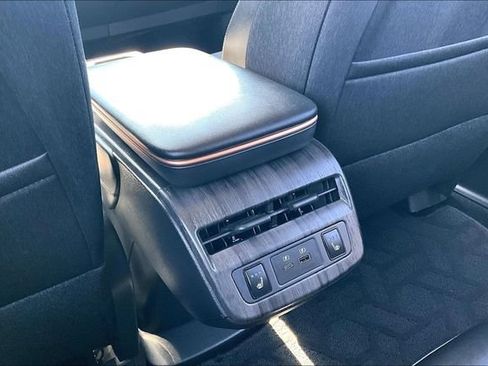 Certified 2024 Nissan Ariya AWD image 10