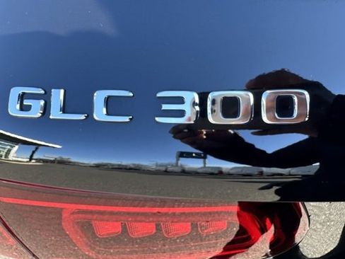 Certified 2022 Mercedes-Benz GLC 300 4MATIC image 9