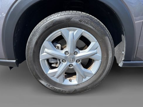 Used 2024 Honda HR-V LX image 9