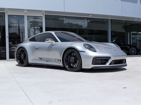 Certified 2024 Porsche 911 Carrera 4 GTS AWD/4WD image 7