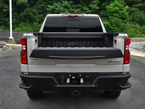 Used 2026 Chevrolet Silverado 1500 ZR2 w/ LPO, Dark Essentials Package AWD/4WD image 8