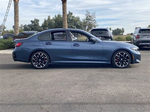 Certified 2025 BMW 330i 330i w/ M Sport Package image 6