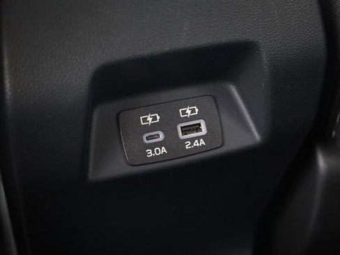 Used 2025 Subaru Crosstrek 2.0i Premium AWD/4WD image 19