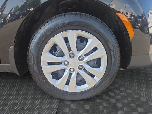Used 2023 Kia Soul LX FWD image 35