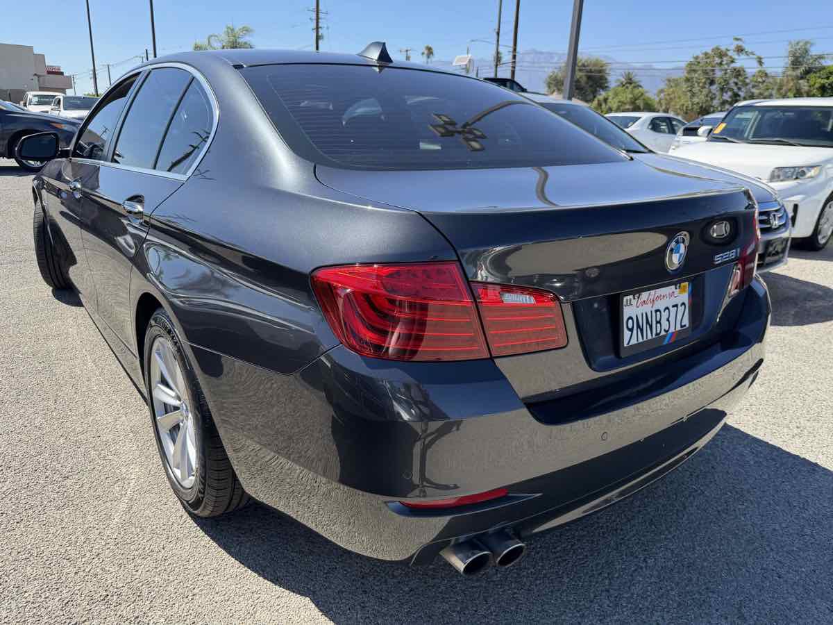 Used 2014 BMW 528i Sedan RWD image 3